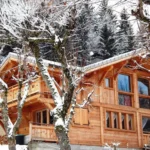 Self catered chalet Morzine – panoramic winter view of the snowy village and mountains in the Portes du Soleil